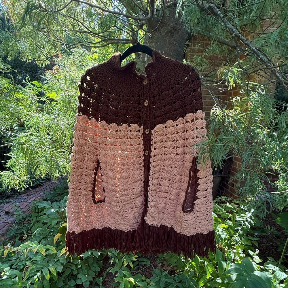 Vintage Crochet Knit Cape Poncho - 60s Boho Style